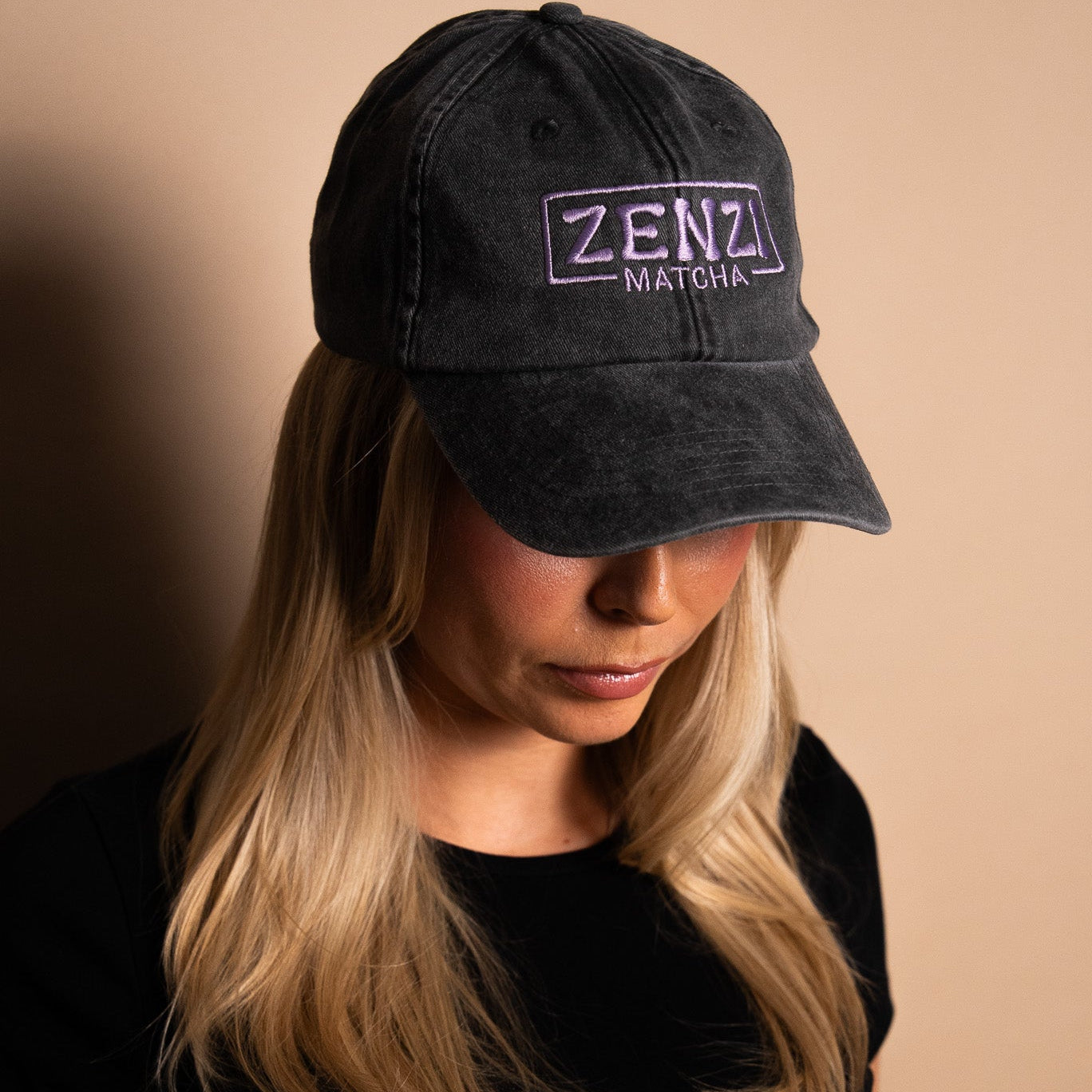 Zenzi Vintage Black Cap